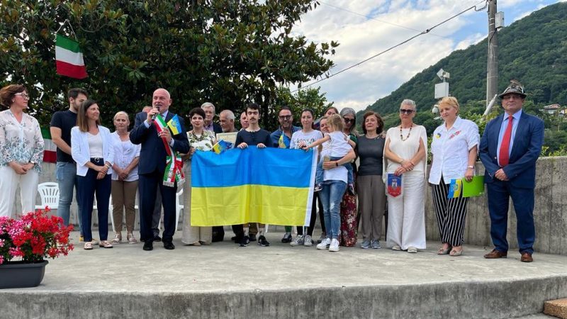 Battesimo civico e benemerenze a Lavena Ponte Tresa